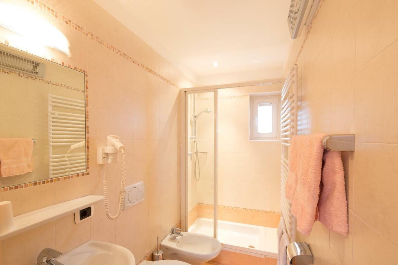 ノーヴァ・レヴァンテHaus Angelikaアパートメント エクステリア 写真